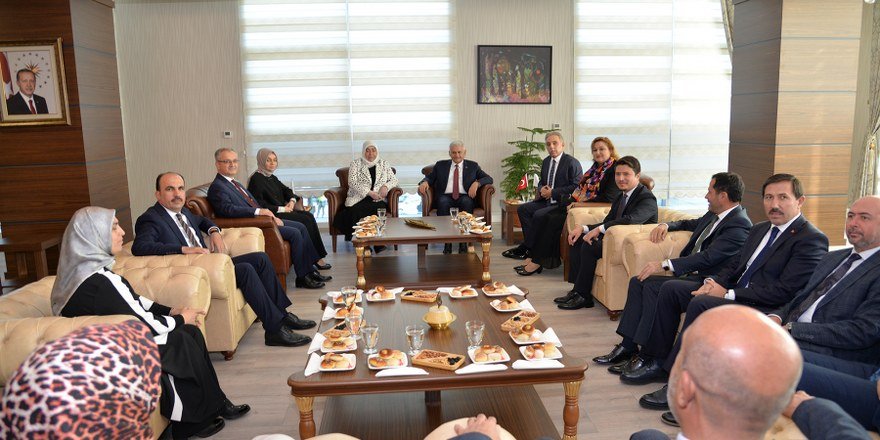 son-basbakan-ve-tbmm-28’inci-baskani-yildirim,-konya-teknik-universitesinde-(9)_880x440.jpg